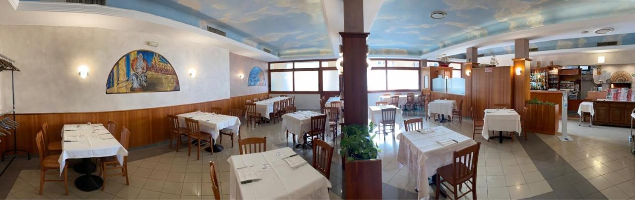 Bed&Breakfast Nettuno Comun Nuovo Eksteriør bilde